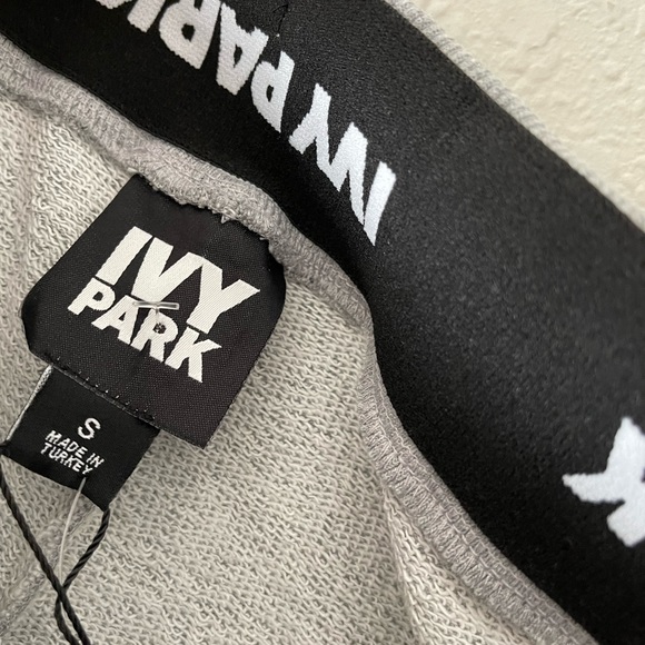 Ivy Park Crop Lounge Joggers - Picture 10 of 13
